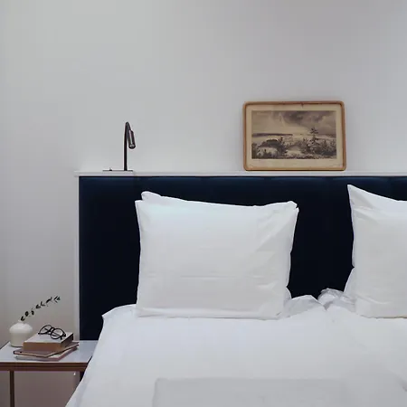 Bob W Ullanlinna Helsinki