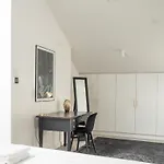 Bob W Ullanlinna Aparthotel 4*