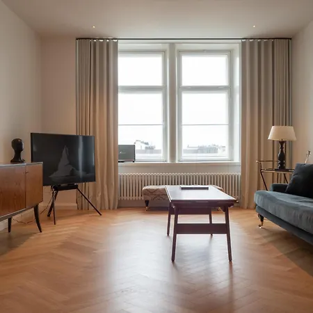 Lägenhetshotell Bob W Ullanlinna 4*