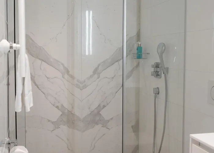 Aparthotel Bob W Ullanlinna 4*